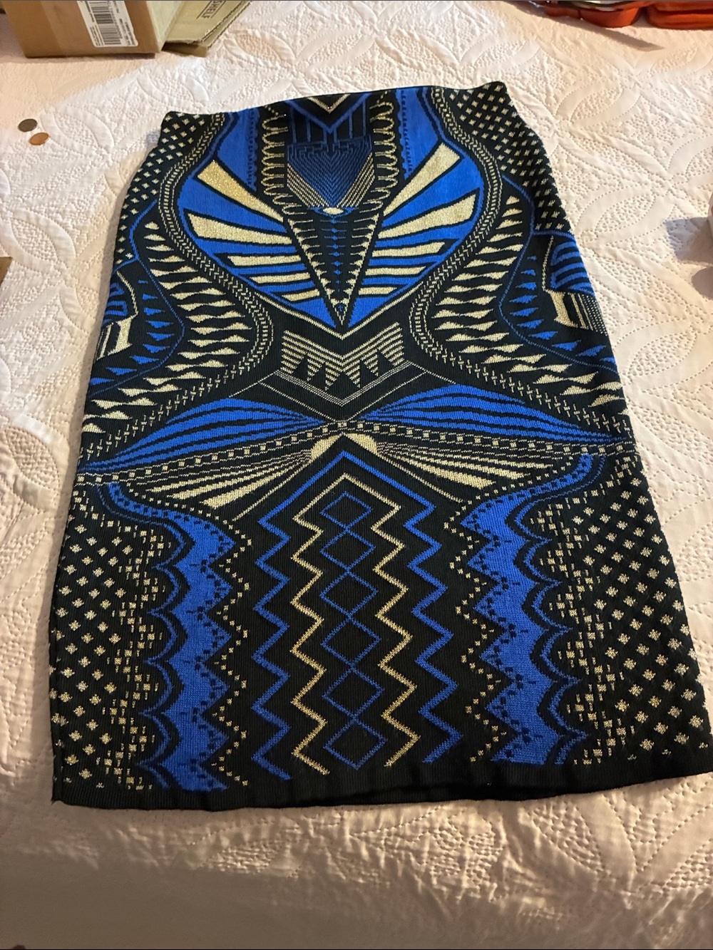 Geometric Knit Midi skirt in Blue and Black